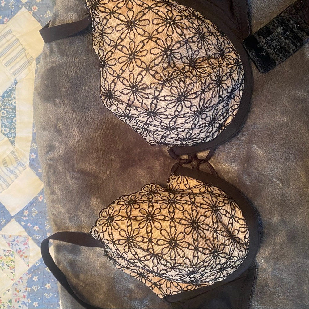 Floral Lace Black and Cream Bra